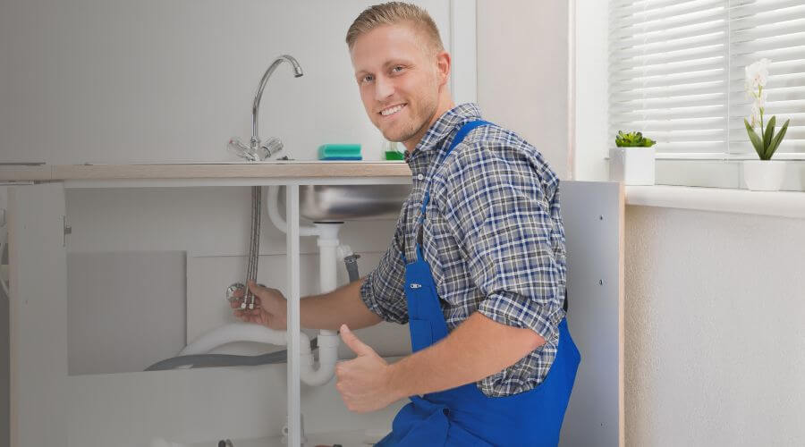 Expert burst pipe repair services in Hitchcock, SD